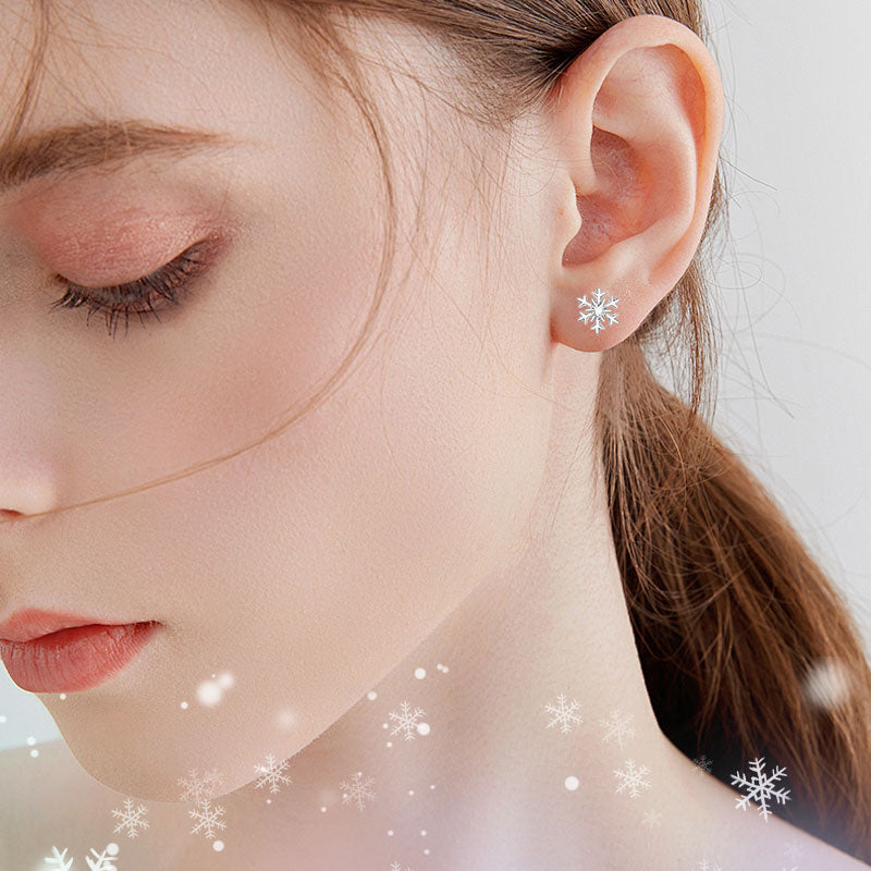 Øredobber i 925 sølv med snøfnugg - elegant vinterglamour