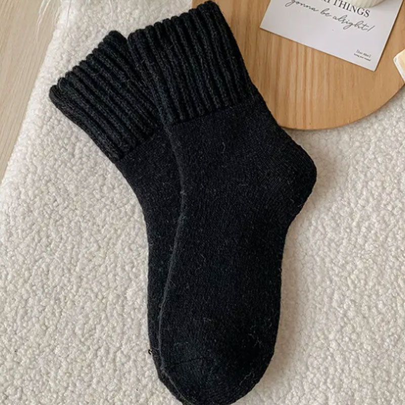 🧦 5 par varme ullsokker i middels høyde