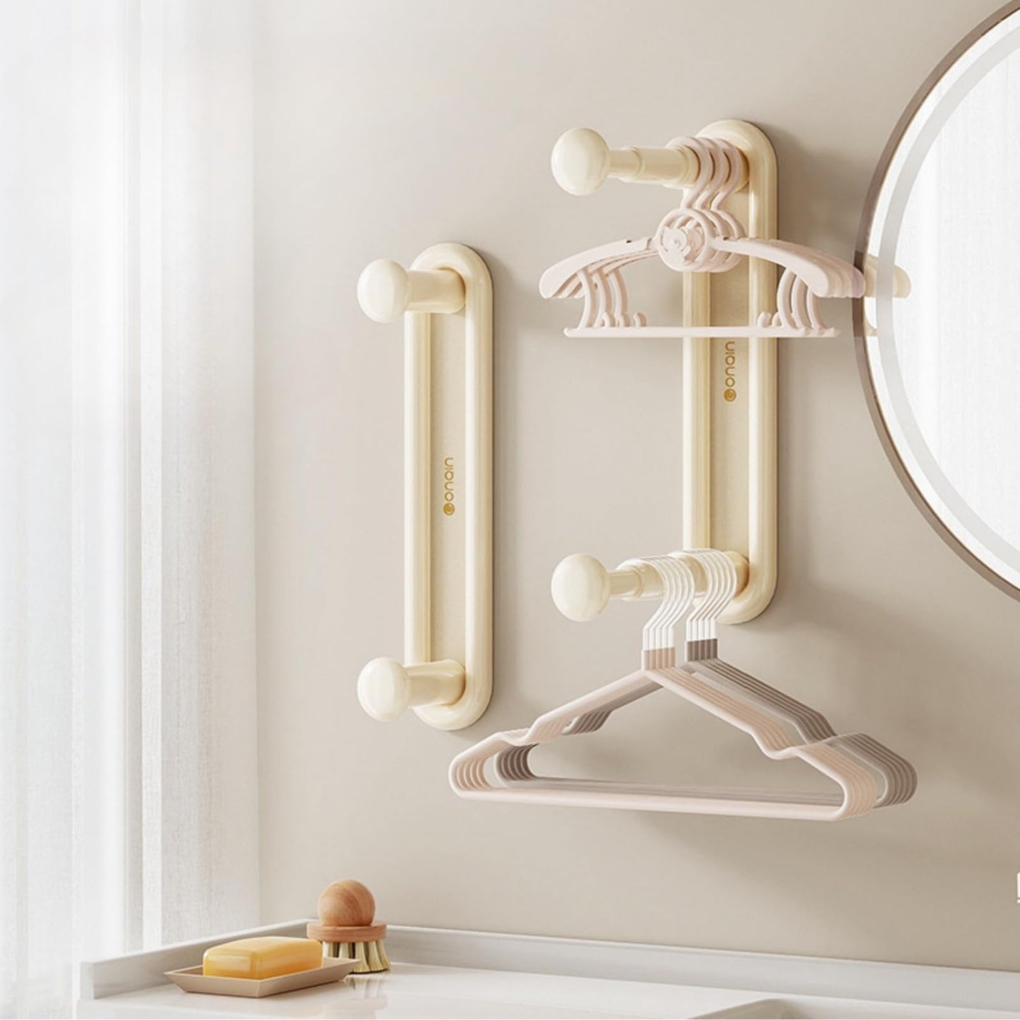 Oppbevaringsstativ for kleshengere