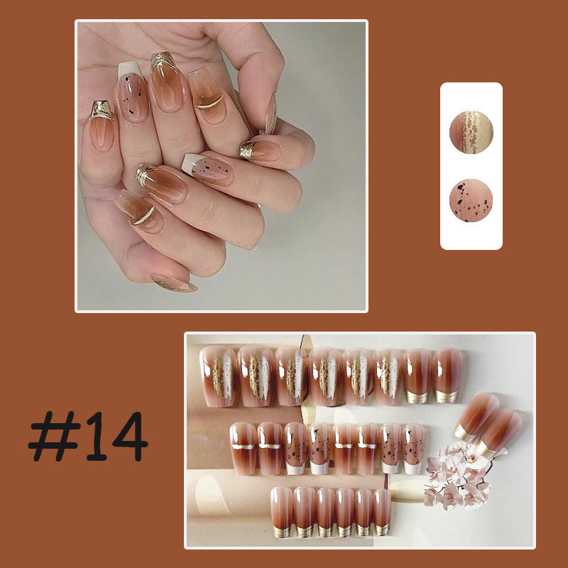 Bærbare trykk-på negleklistremerker