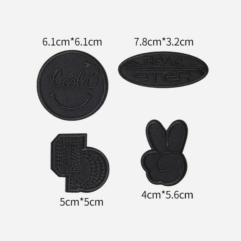 Selvklebende svarte lapper til å lage selvL