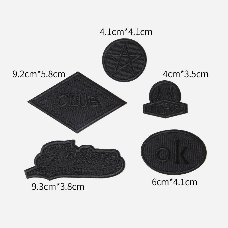 Selvklebende svarte lapper til å lage selvL