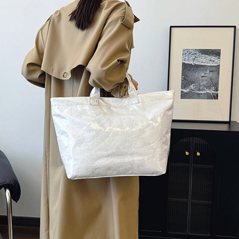 Toteveske med bokstavtrykk for kvinner