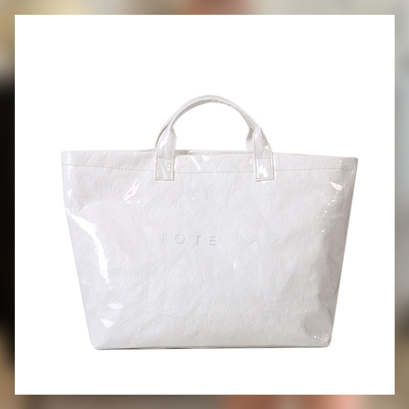 Toteveske med bokstavtrykk for kvinner