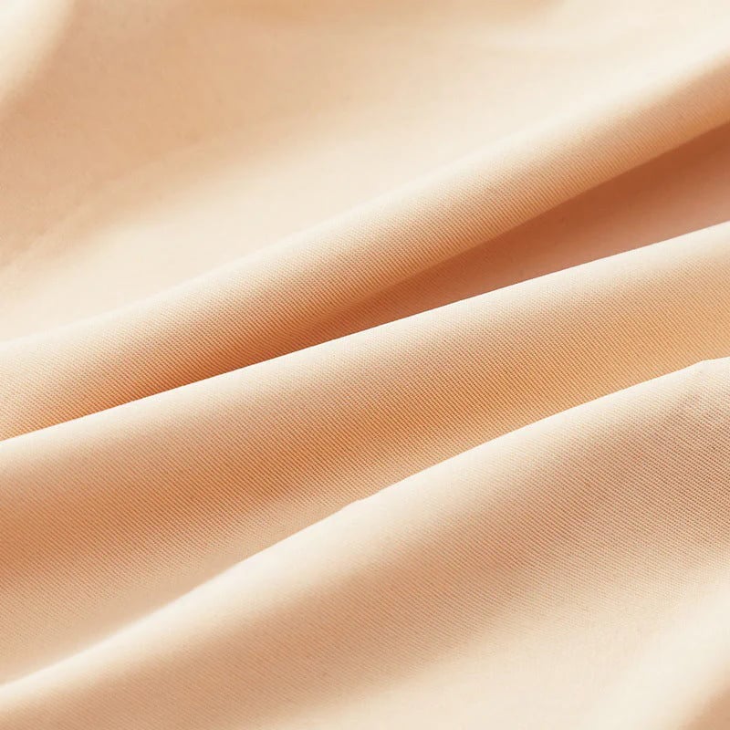 Sømløse trusermed issilke for rumpeløfting og avtakbare puter for dame