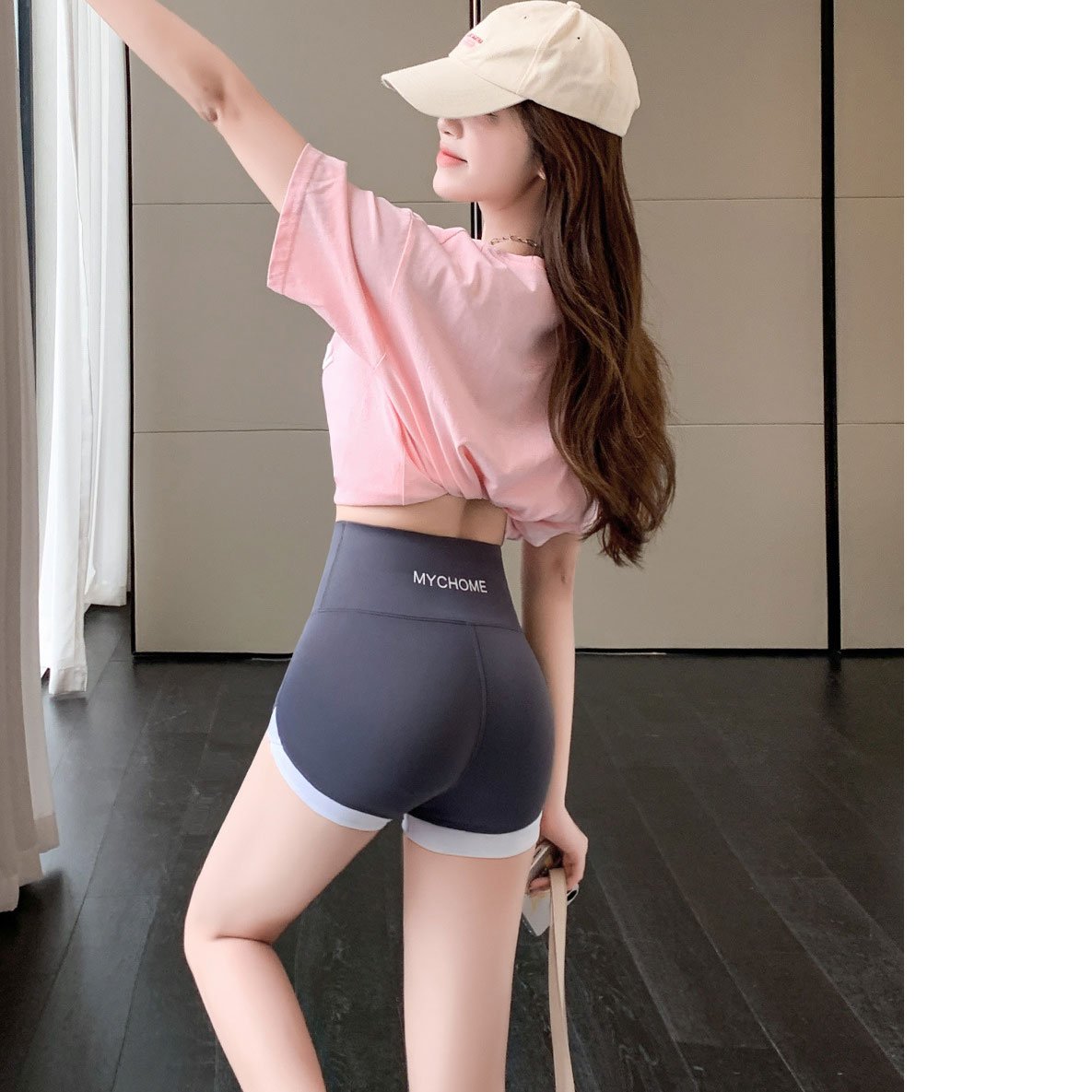 Sømløs sommershorts med minihai