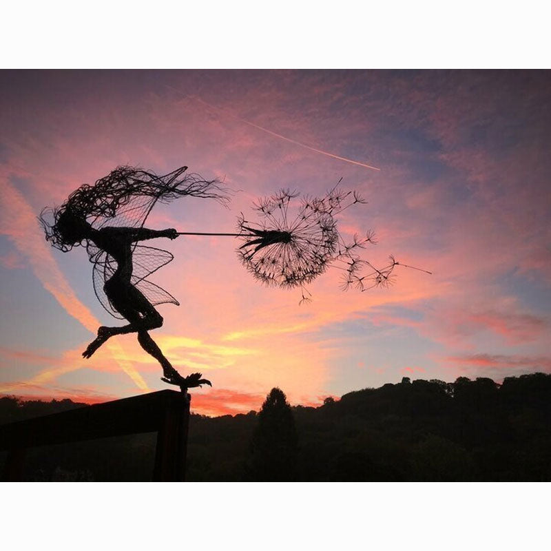 Perfekt hagedekorasjon i Wonderland -🎁De slemme åndene danser