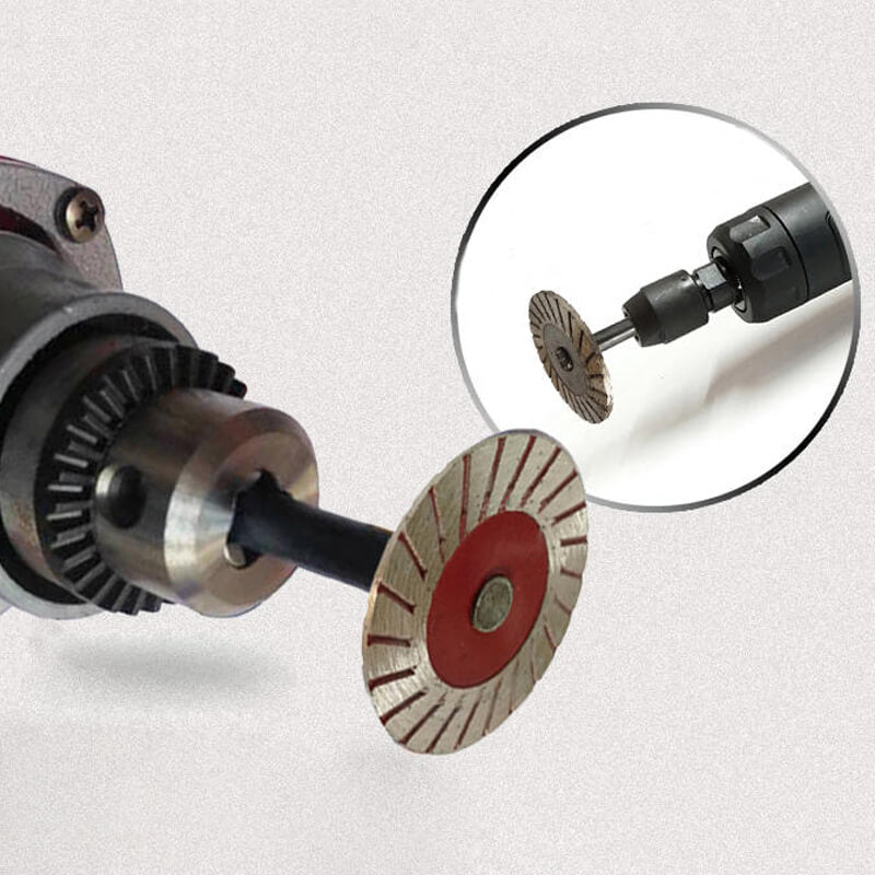 Liten steinutskjæring