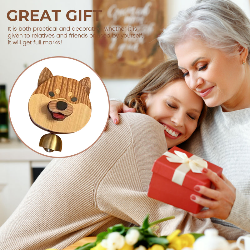 Shiba Inu vindklokke av tre