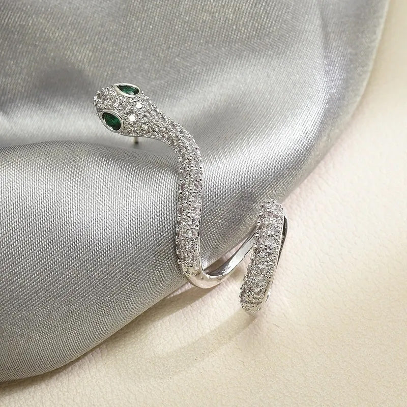 Smart slangeformet øreklips i sølv🐍