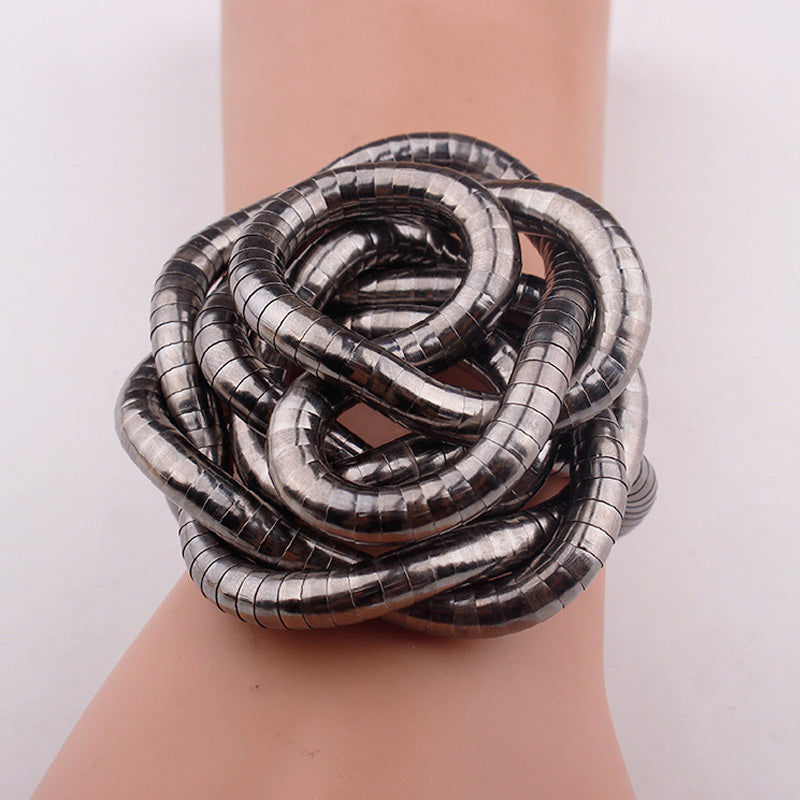 ✨Böjt Snake Chain halskjede✨