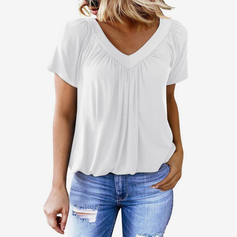 Plissert kortermet T-skjorte med V-hals for kvinner