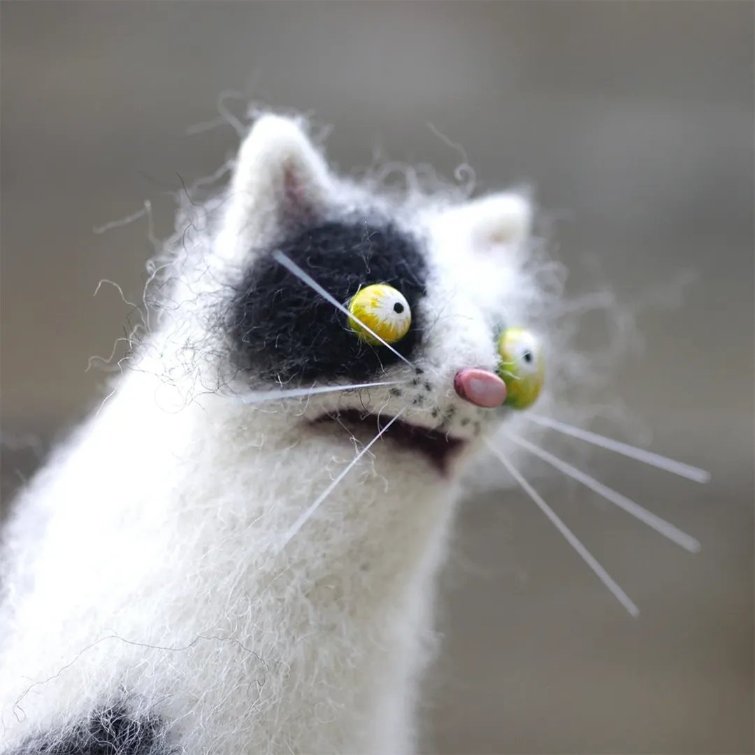 🎄✨Wool Felt Familiars – Sære håndlagde følgesvenner