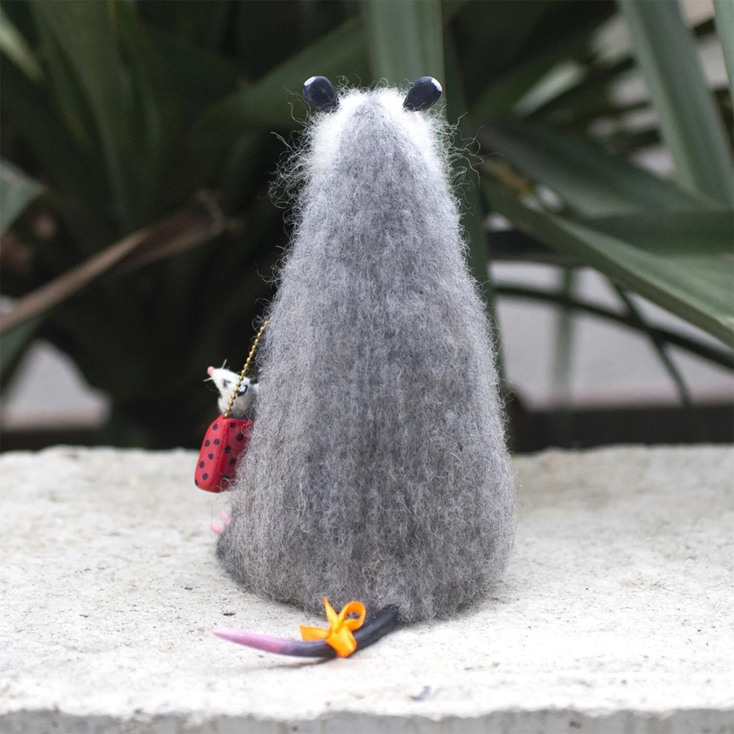 🎄✨Wool Felt Familiars – Sære håndlagde følgesvenner
