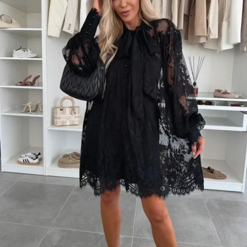 {Gratis Frakt}🌸Vårtilbud🌸 Minikjole i blonder med sløyfe i halsen